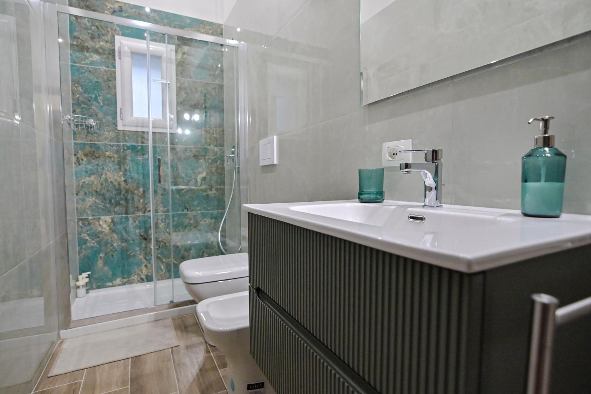 Cozy Central Residence Napoli Bagian luar foto