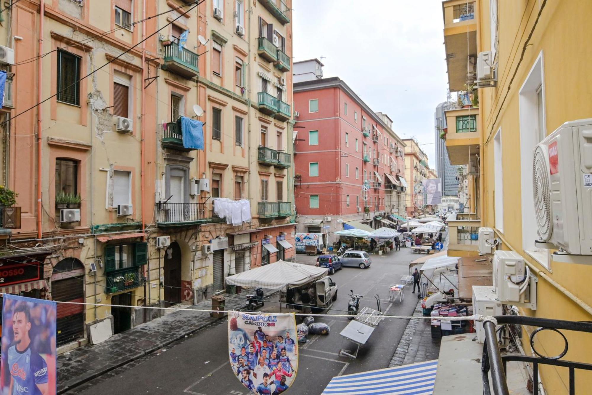 Cozy Central Residence Napoli Bagian luar foto