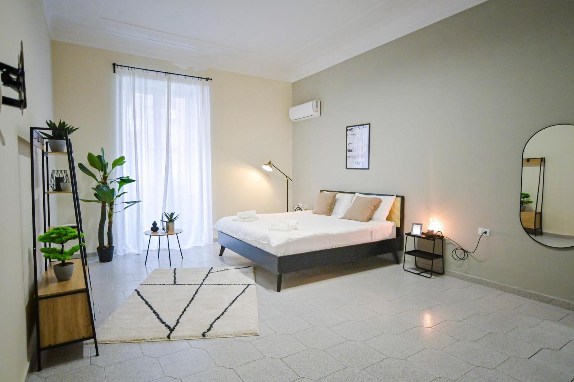 Cozy Central Residence Napoli Bagian luar foto