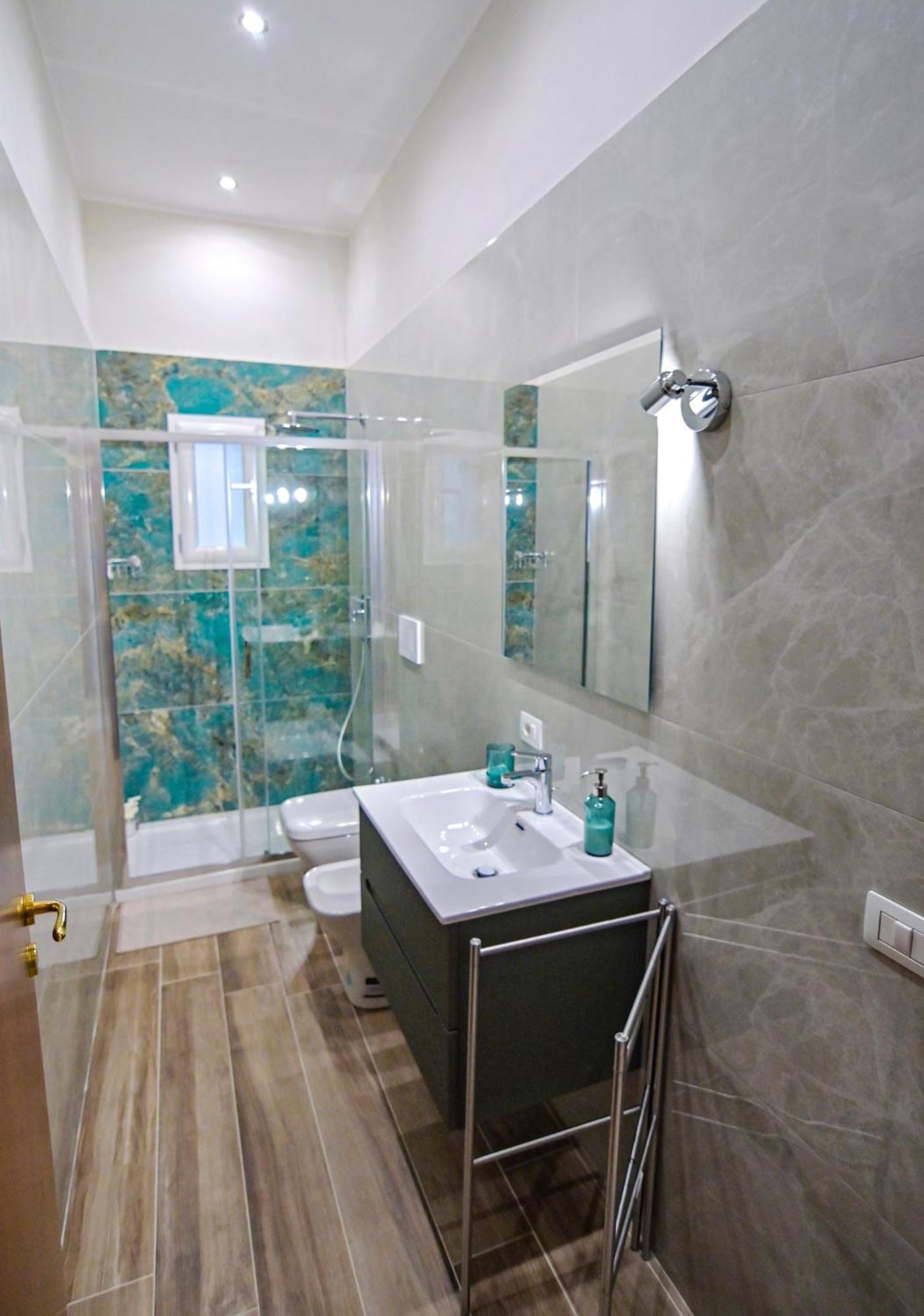 Cozy Central Residence Napoli Bagian luar foto