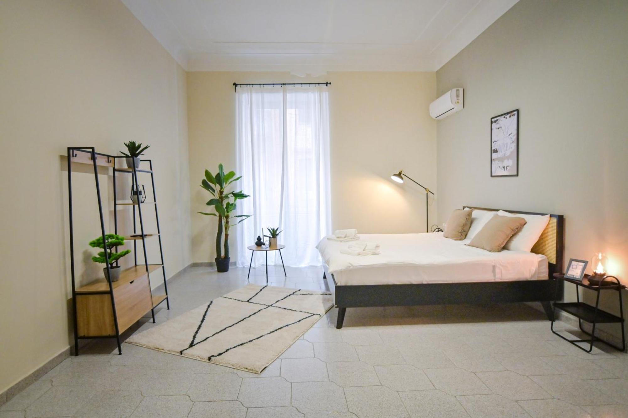 Cozy Central Residence Napoli Bagian luar foto