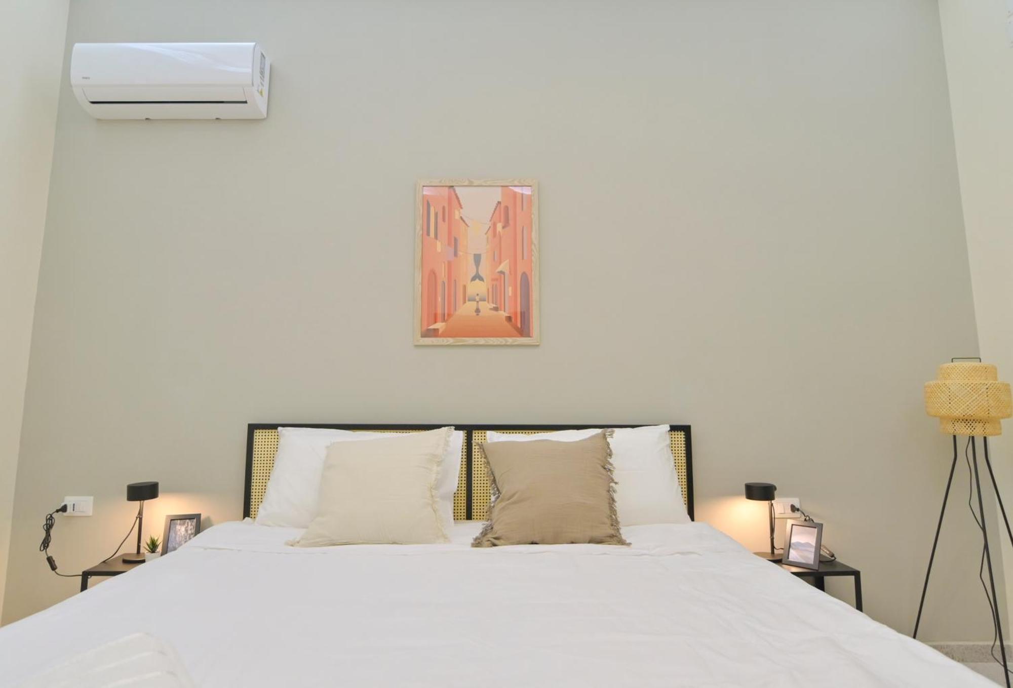 Cozy Central Residence Napoli Bagian luar foto