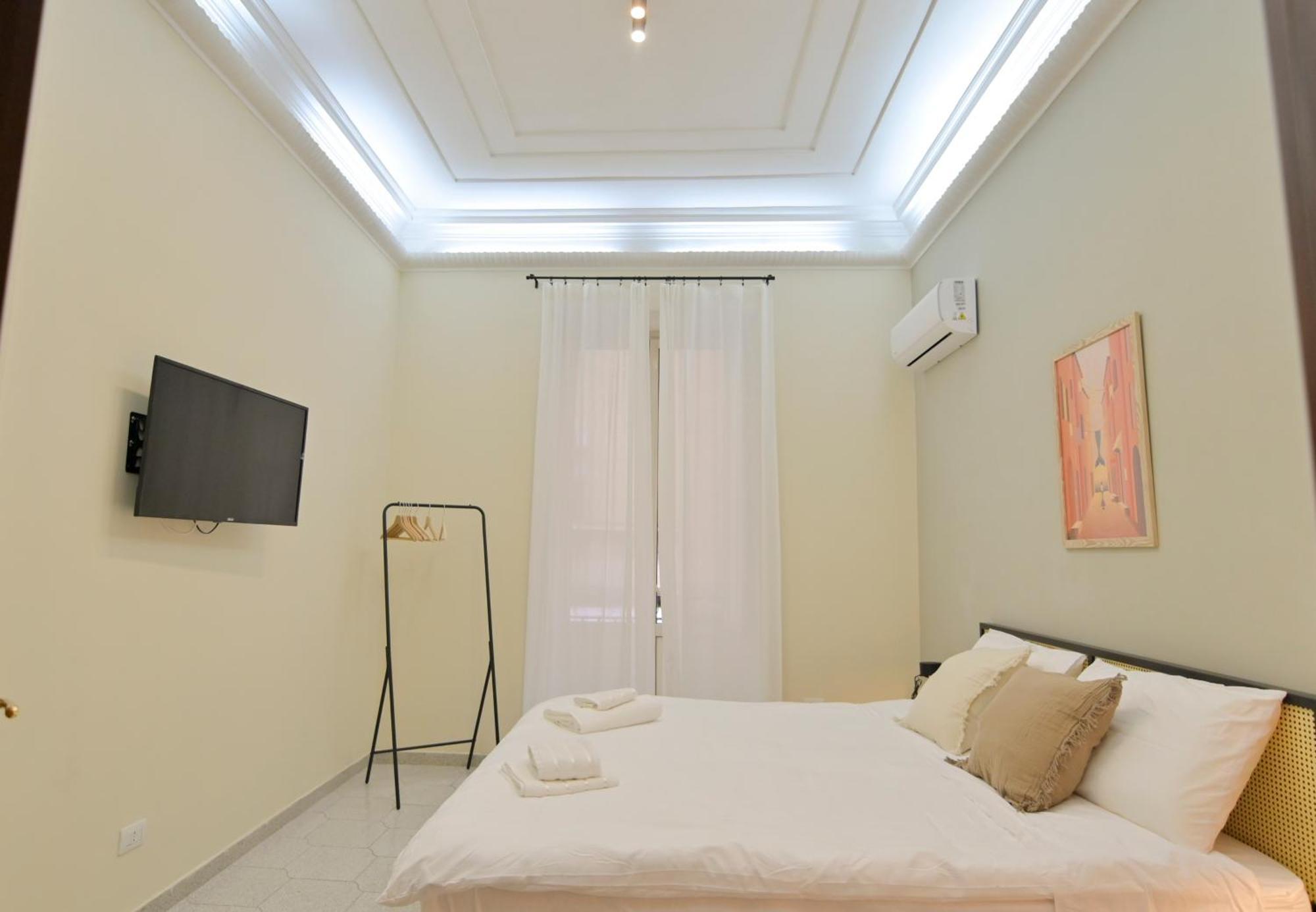 Cozy Central Residence Napoli Bagian luar foto